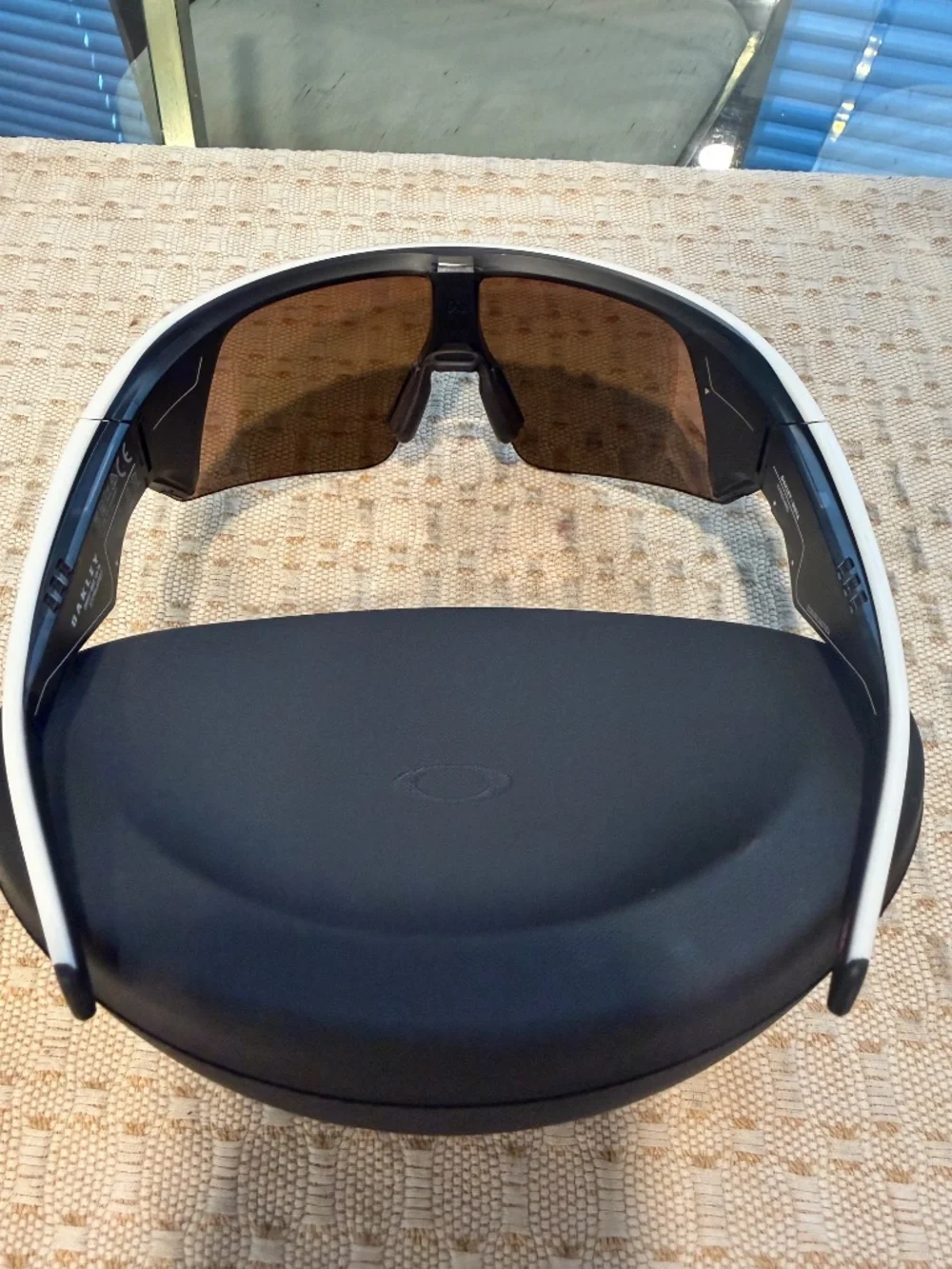 Meta Oakley Rosegold